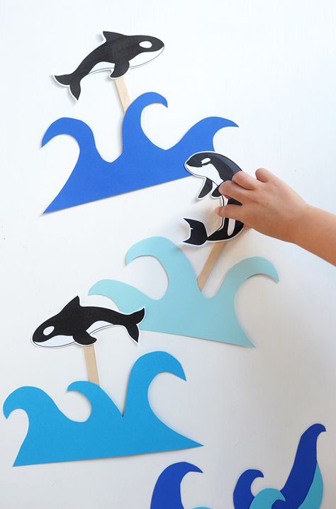 Alice and LoisProject Orca - Alice and Lois Orca Crafts For Kids, Orca Diorama, Antarctica Activities, Dolphin Craft, Whale Craft, Orca Art, Ocean Animal Crafts, Whale Crafts, Habitats Projects