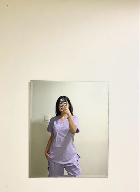 Tiara Kartika, Med Aesthetic, Aqua Fresca, Swimming Videos, Nurse Outfit Scrubs, Aesthetic Doctor, Nurse Aesthetic, Medical Student Study, Aubrey Drake