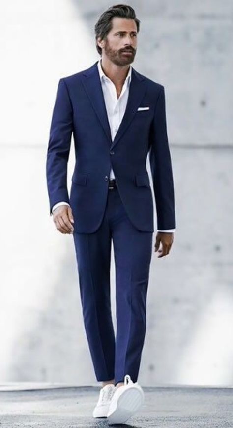 Farewell Suits, Men Outfit Ideas, Suits And Sneakers, Blazer Outfits Men, Blue Suit Men, Mens Fashion Edgy, Mens Fashion Smart, Blazer Outfit, Fashion Suits For Men