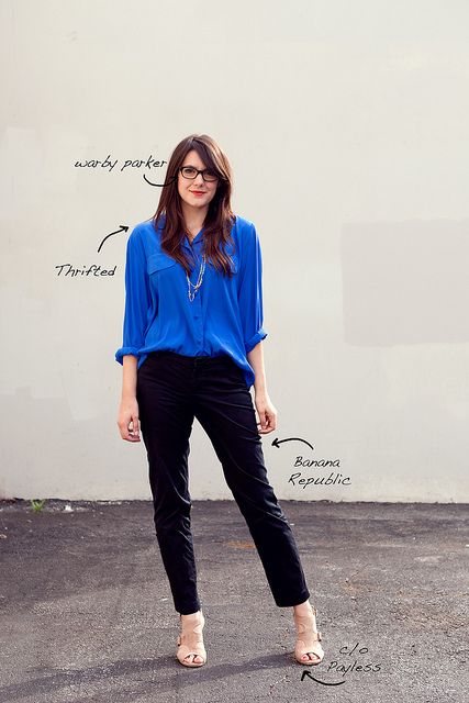 loose silky button up, half tucked into black skinnies, glasses, heels-- gorgeous! Bright Blue Top Outfit Ideas, Cobalt Blue Blouse Outfit, Black Pants Blue Shirt Outfit, Cobalt Blue Top Outfit, Royal Blue And Black Outfit, Royal Blue Shirt Outfit, Blue Shirt Black Pants, Blue Top Outfit, Blue Blazer Outfit