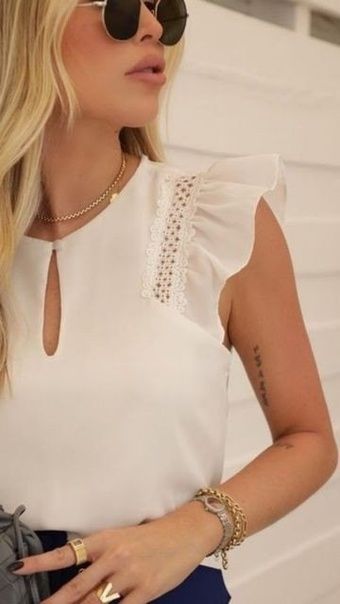 Blouse Casual Fashion, Stylish Short Dresses, Women Blouses Fashion, Ladies Blouse Designs, Boho Beauty, Trendy Fashion Tops, Diy Blouse, Blouse Diy, Fashion Attire