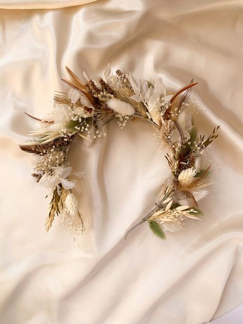 Merida Wedding, 30th Celebration, Dried Flower Headband, Hydrangea Flower Crown, Bohemian Flower Crown, Boho Wedding Crown, Boho Wedding Accessories, Dried Flower Crown, Flowers Accessories