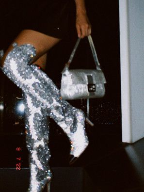 Glitter Boots Outfit, Sparkly Cowboy Boots, Sparkly Party Outfit, Winter Birthday Outfit, Sparkly Boots, Metallic Ankle Boots, Cowboy Boots For Women, Bling Party, Silver Outfits