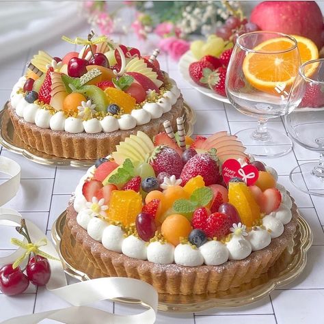 Mini Tart Recipes, Fruit Birthday, Mini Tart, Pretty Dessert, Coffee Dessert, Fruit Tart, Bread And Pastries, Tart Recipes, Decadent Desserts