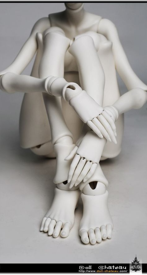 Doll Chateau - inspiring joints - wrist, ankle, hips DC 1/3 Girl Body: Y-body-03 Ball Jointed Puppet, Porcelain Doll Joints, Doll Joints Aesthetic, Ball Jointed Dolls Pose, Bjd Doll Body Reference, Ball Jointed Doll Base, Doll Parts Aesthetic, Balljointeddoll Base, Bjd Doll Base