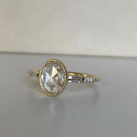 Bezel With Side Stones, Diy Jewelry Videos, Bezel Set Diamond Ring, Bezel Set Engagement Ring, Jennie Kwon, Ring Inspo, Future Engagement Rings, Dream Engagement, Dream Engagement Rings