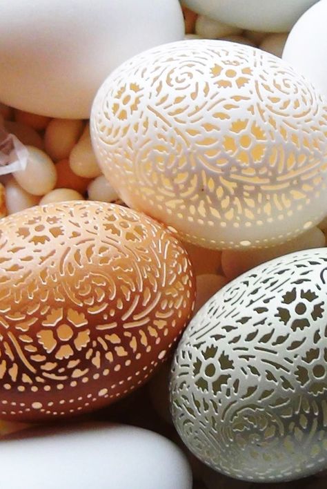 Perfect for Easter, egg carving is a technique using precise tools to gently carve and cut away at the shell. Decorate For Easter, Easter Egg Decorations, Eggshell Mosaic, Egg Carving, Making Easter Eggs, Egg Shell Art, Easter Egg Art, Carved Eggs, Shells Diy