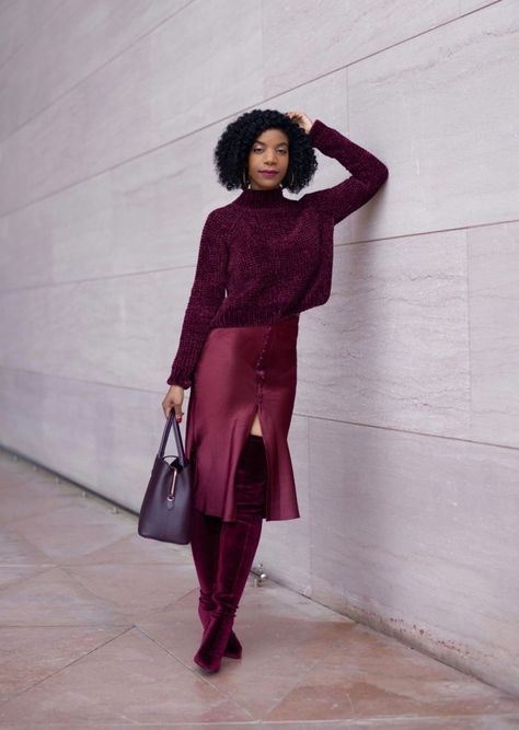 Five Burgundy Monochromatic Looks To Try This Fall/Winter – The Style Perk Monochrome Burgundy Outfit, Burgundy Monochromatic Outfit, Monochromatic Burgundy Outfit, Monochromatic Looks, Burgundy Clothes, Burgundy Outfits, Burgundy Outfit Ideas, Monochromatic Outfit Winter, Monochromatic Outfit Aesthetic