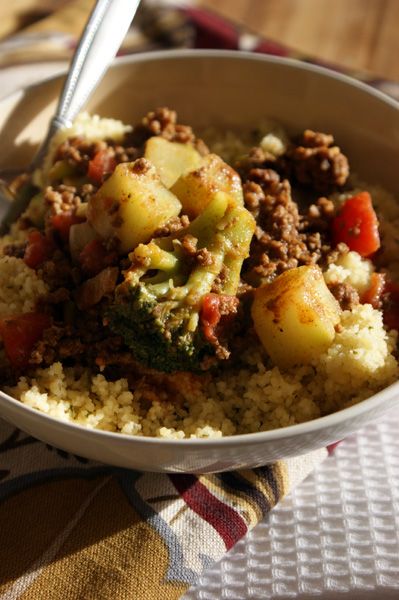 Couscous & Beef - Feed Me I'm Hungry Green Beans Carrots, Making Couscous, Count Calories, Beef Ground, Tasty Lunch, Stewed Tomatoes, Shredded Beef, Beef Stock, Eat Healthier