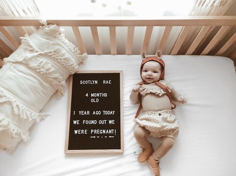 4 month old baby girl #babystyle #nursery #letterboard #babygirl 3 Month Old Milestones Letterboard, 4 Months Letter Board Baby, Nursery Letterboard, Milestone Ideas, Baby Holiday Photos, Baby Captions, 4 Month Old Baby, 4 Month Baby, Baby Milestones Pictures