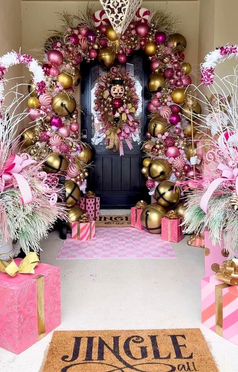 2024 Christmas Mantel Ideas, Pink Glam Decor Diy, Black White Gold Pink Christmas Tree, Pink And Gold Christmas Tree Ideas, Pink And Red Christmas Tree Decorations, Christmas Front Porches, Pink Candy Christmas, Christmas Front Porch Decor Ideas, Porch Christmas Decorations