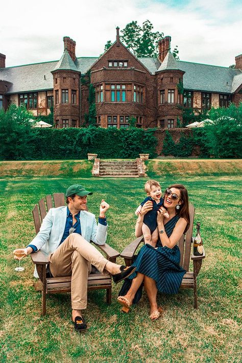 Preppy Family, Classy Girls Wear Pearls, Kiel James Patrick, Ivy League Style, Dream Family, James Patrick, Rich Family, Wear Pearls, Preppy Lifestyle