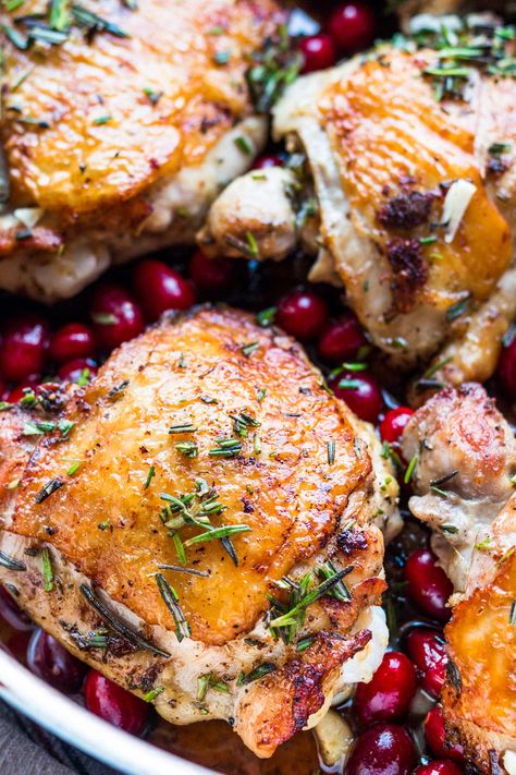 Herbed Cranberry Chicken - Elegant Cranberry Chicken Recipe Chicken Recipe Thanksgiving, Chicken Thigh Cranberry Recipes, Cranberry Balsamic Chicken, Catering Chicken Recipes, Cranberry Chicken Thighs Baked, Christmas Chicken Thighs, Cranberry Stuffed Chicken, Chicken Thigh Appetizer Recipes, Elegant Chicken Recipes