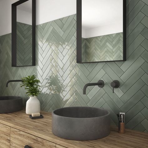 Bright Green Tile Bathroom, Green Subway Tile Bathroom Ideas, Subway Bathroom Tile Ideas, Bathroom Tile Inspiration Master Bath, Small Bathroom Green Tile, Small Tiles Bathroom, Green Tiles In Bathroom, Gray And Green Bathroom, Green Bathrooms Ideas