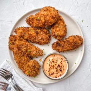 Cornflakes Crispy Chicken - Eva Koper - Recipe creator Best Crispy Chicken, Panko Chicken, Crispy Chicken, Parmesan Cheese, Dinner Time, Tandoori Chicken, Yummy Snacks, Chicken Dinner, Parmesan