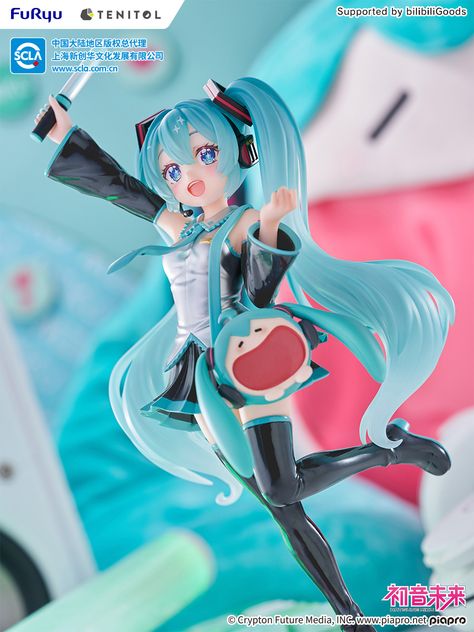 Vocaloid Figurines, Miku Figures, Miku Figure, Blue Emoji, Ita Bag, Anime Figurines, Art Poses, Very Happy, Anime Figures