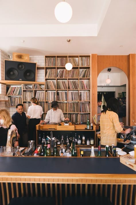 Hifi Bar, Vinyl Record Furniture, Vinyl Bar, Vinyl Cafe, Listening Bar, Dj Room, Sound Room, Record Room, Jazz Bar