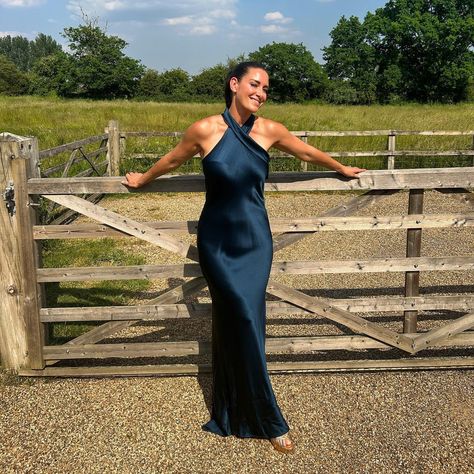 Kirsty Gallacher, British Celebrities, The Conversation, Log In, Log, Celebrities, Twitter