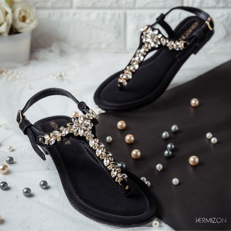 Sandal Diy, Bridal Sandals Heels, Fall Fashion Shoes, Coral Sandals, Fancy Sandals, Jeweled Flats, Diy Sandals, Shoes Heels Classy, Fashion Shoes Sandals