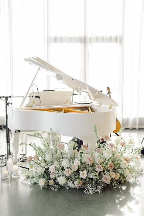 Piano at Hall of Lights wedding White Piano Wedding, Piano At Wedding, White Grand Piano, Piano Wedding, Baby Grand Piano, White Piano, Baby Grand Pianos, Intimate Wedding Ceremony, Grand Piano