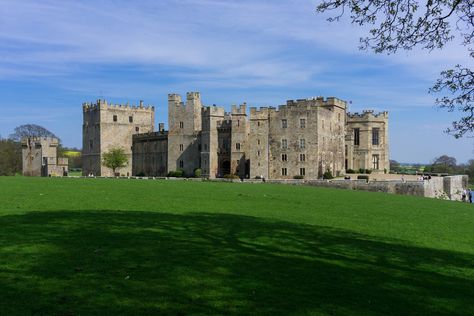 Alle Größen | Raby castle | Flickr - Fotosharing! Clan Castle, English Castles, Deer Park, English Manor, Castle Ruins, Stately Home, Palace, Wonders Of The World, Scotland