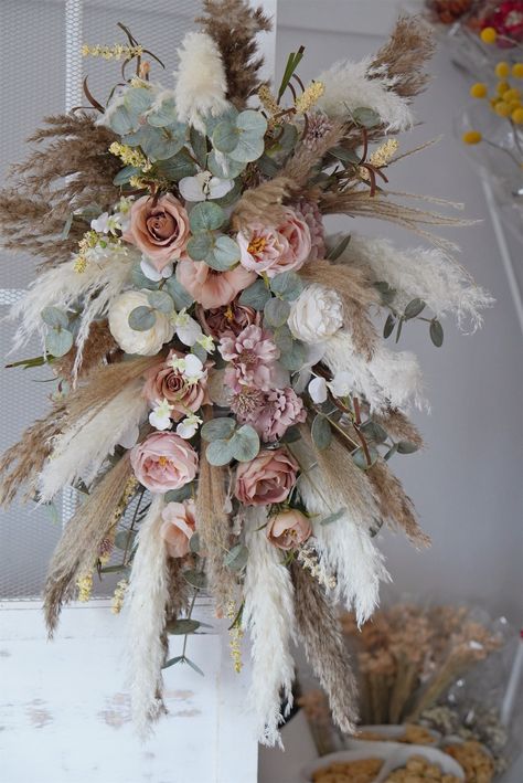 Pink Rustic Wedding Decor, Boho Theme Backdrop, Boho Country Decor, Boho Rustic Wedding Decor, Boho Swag, Flower Arch Arrangement, Flower Garland Backdrop, Spring Barn Wedding, Pampas Flower