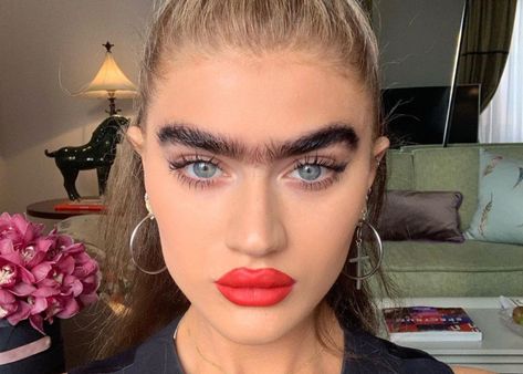 Sophia Hadjipanteli, Model Who Is Known For Her Unibrow, Stuns In New Photos #SophiaHadjipanteli celebrityinsider.org #Entertainment #celebrityinsider #celebritynews #celebrities #celebrity Sophia Hadjipanteli, Greek Beauty, Good Morning Britain, After Photos, New Photos, Makeup Videos, Famous Faces, Famous Celebrities, Grunge Fashion