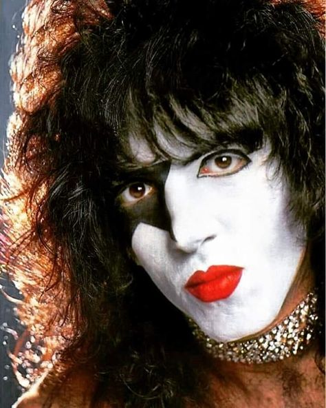 Paul Stanley  KISS Paul Kiss, Banda Kiss, Kiss Rock Band, Best Kiss, Eric Singer, Band Kiss, Vinnie Vincent, Kiss Images, Eric Carr