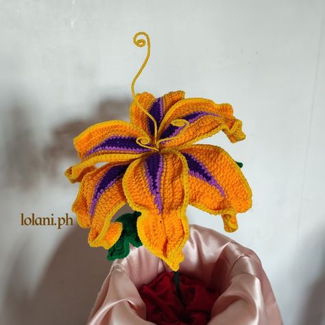 Sundrop Crochet, Flower From Tangled, Sundrop Flower, Bouquet Crochet Flowers, Tangled Flower, Tangled Movie, 2023 Crochet, Bouquet Crochet, Movie Crafts