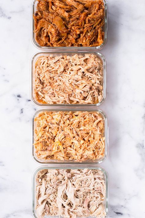 View from the top of 4 meal prep containers filled with shredded chicken. Meal Prep Shredded Chicken, Shredded Recipes, Shredded Chicken Meal Prep, Slow Cooker Shredded Chicken, Make Shredded Chicken, Clean Meal Prep, Tabbouleh Salad, Breakfast Low Carb, Chicken Recipes Video