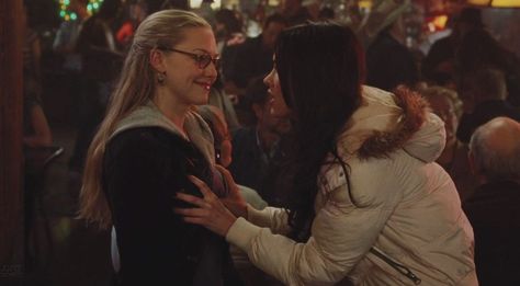 Needy Lesnicki, Jennifer's Body Aesthetic, Jennifer’s Body, Jennifer Check, Jennifer's Body, Amanda Seyfried, Megan Fox, Iconic Movies, Mean Girls