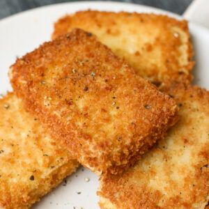 Tofu Cutlets, Tofu Recipes Healthy, Tofu Recipes Vegan, Tangy Bbq Sauce, Vegan Tofu, Tofu Dishes, Crispy Tofu, Tofu Recipes, Meatless Meals