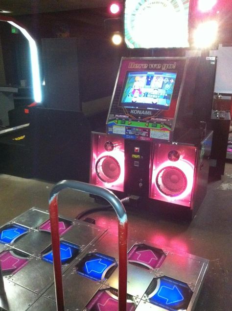 Dance Dance Revolution Aesthetic, Ddr Machine, Ddr Aesthetic, Arcade Core, Splatoon Aesthetic, Arcade Aesthetic, 80’s Aesthetic, Dance Revolution, Dance Dance Revolution