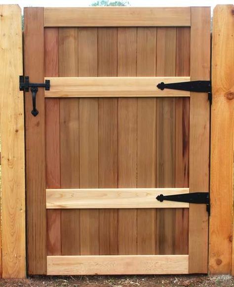 Wooden Gate Designs, Wooden Fence Gate, Wood Fence Gates, Tor Design, Wooden Garden Gate, Backyard Gates, Yard Gate, Garden Gate Design, Wood Fence Design