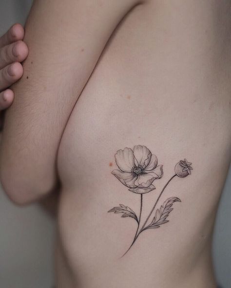 Realism Poppy Tattoo, Wild Poppy Tattoo, Fine Line Poppy Flower Tattoo, Poppy Fine Line Tattoo, Fine Line Poppy Tattoo, Ranunculus Tattoo, Poppy Tattoos, Poppy Flower Tattoo, Tiny Flower Tattoos