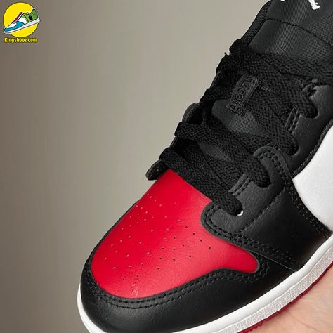 Air Jordan 1 Low GS Bred Toe Check more at https://kingshooz.com/product/air-jordan-1-low-gs-bred-toe/ Air Jordans Shoes, Af1 Shoes, Jordans Shoes, Nike Air Jordan Shoes, Brand Sneakers, Unique Sneakers, Shoes Nike Air, Custom Air Force 1, Nike Air Jordans