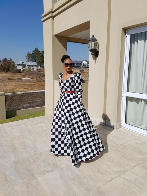 Black and White Maxi Dress @nedim_designs Dresses Images, Black White Maxi Dress, African Fabric Dress, Long African Dresses, Dresses By Pattern, African Dresses Modern, Short Dress Styles, Afrikaanse Mode, Gaun Fashion