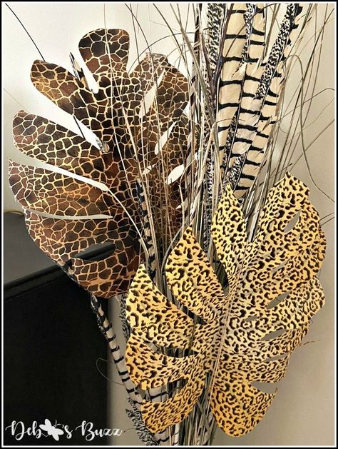 Animal Print Room Decor, Safari Living Rooms, Safari Bathroom, Animal Print Decorations, Safari Bedroom Decor, Animal Print Bedroom, African Decor Living Room, African Safari Decor, Animal Print Rooms