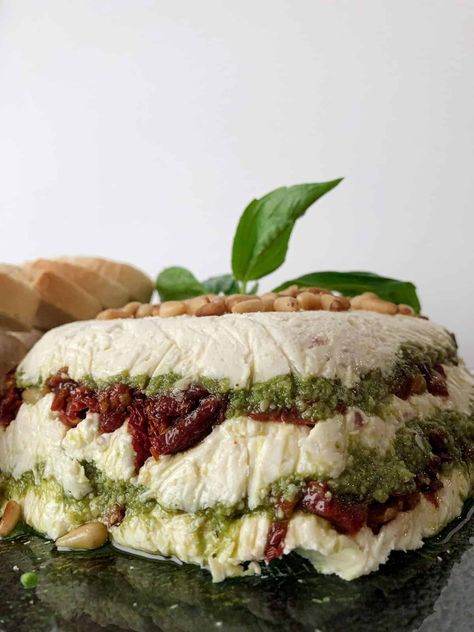 Sun Dried Tomato and Pesto Spread - Appetizer Bliss Pesto Appetizers, Tomato And Pesto, Time Saving Tips, Garlic And Olive Oil, Pesto Cheese, Christmas Buffet, Cheese Wine, Tomato Pesto, Toasted Pine Nuts