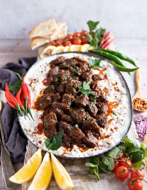 Albanian Lamb Recipes, Turkish Lamb Stew, Traditional Turkish Recipes, Turkish Main Dishes, Turkish Meat Recipes, Turkish Lamb Recipes, Arab Recipe, Chaldean Recipe, Turkish Lamb