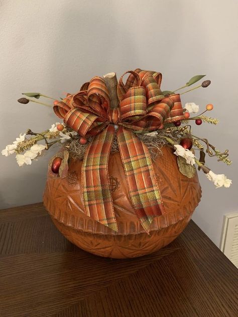 Dollar Tree Crafts & DIY with Instructions! + Freebies! 🥳 | Saw a few of these DT bowls turned into pumpkins so I thought I would try my hand at it | Facebook Farmhouse Fall Decor, Church Crafts, Fall Crafts Diy, Tree Crafts, Pumpkin Crafts, Very Merry Christmas, Fall Holidays, Dollar Tree Crafts, Dollar Tree Diy