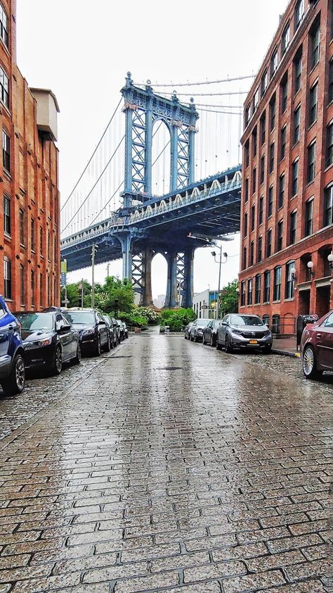 Dumbo Manhattan Bridge Photo Print. New York City Bridge - Etsy Dumbo Manhattan Bridge, New York City Bridge, New York Images, New York Sightseeing, New York City Pictures, Bridge Photography, Manhattan Bridge, Best Family Vacations, New York Aesthetic