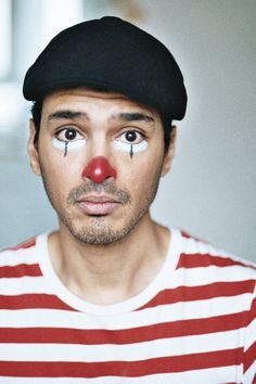 My Style on Pinterest | 83 Pins Circus Makeup Men, Clown Makeup Ideas Men, Mime Couple Costume, Mime Makeup Men, Carnaval Man, Pantomime Makeup, Couture Clown, Costumes For Women Halloween, Mime Costume