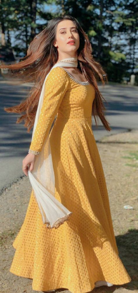 Aalisha Panwar, Write Articles, Stylish Kurtis Design, Anarkali Dress Pattern, Frock Fashion, Simple Kurta Designs, Pakistani Fashion Casual, Long Kurti Designs, Indian Dresses Traditional