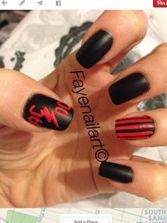 . Acdc Nails, Nirvana Nails, Rocker Nails, Rock Nails, Natural Nail Art, Band Nails, Gothic Nails, 80s Rock, Grunge Nails