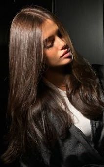 Old Money Winter, Hairstyle 2024, Women's Haircuts, Chocolate Hair, Best Hairstyle, Hairstyle Women, Popular Hairstyles, Old Money, Top 10