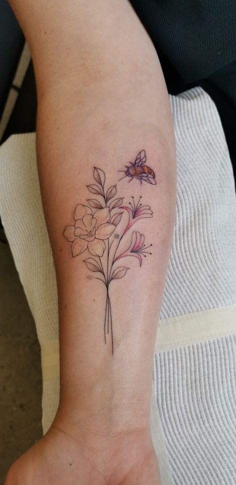 Rose And Narcissus Flower Tattoo, Honeysuckle And Bee Tattoo, Daisy And Honeysuckle Tattoo, Honey Suckle Flowers Tattoo, Honeysuckle And Rose Tattoo, Honeysuckle Flower Tattoo, Tattoo Honeysuckle, Rose And Honeysuckle Tattoo, May Birth Flower Tattoo