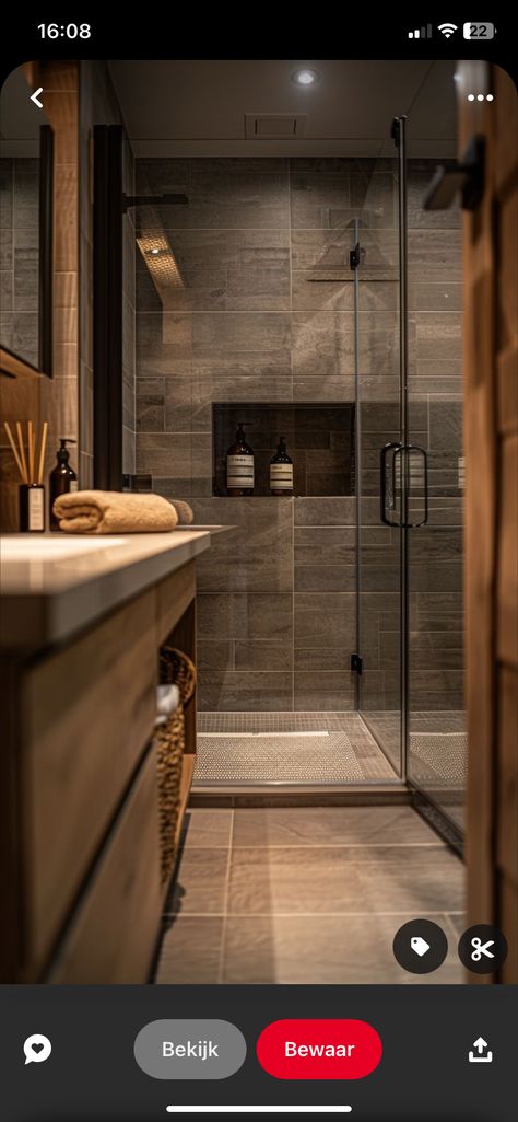 Black And Tan Shower Tile, Small Modern Bathroom Ideas, Modern Cabin Bathroom, Organic Modern Bathroom, Small Space Bathroom Design, Bathroom Organization Ideas, Masculine Bathroom, Bathroom Layouts, Small Space Bathroom