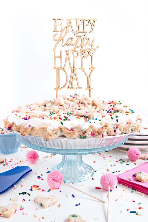 Birthday Cake Sprinkles, Birthday Pie, Birthday Pies, Breakfast Cake Recipes, Cake Sprinkles, Make Birthday Cake, Pink Food Coloring, Confetti Birthday, Cool Birthday Cakes