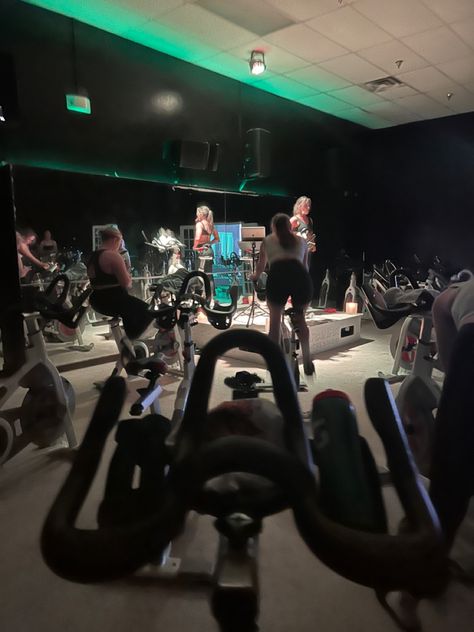 Spin Class Vision Board, Spin Class Workout Aesthetic, Spinning Astethic, Workout Classes Aesthetic, Spinning Workout Aesthetic, Spinning Aesthetic Workout, Cycling Workout Aesthetic, Group Fitness Aesthetic, Fitness Class Aesthetic